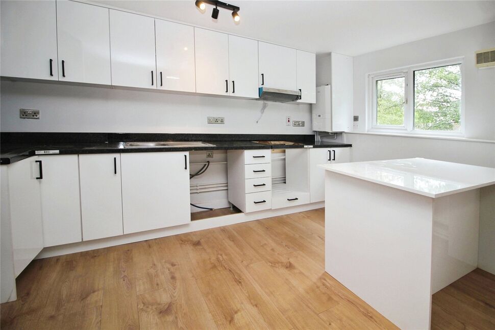 Flat Atholl Court in Test Valley