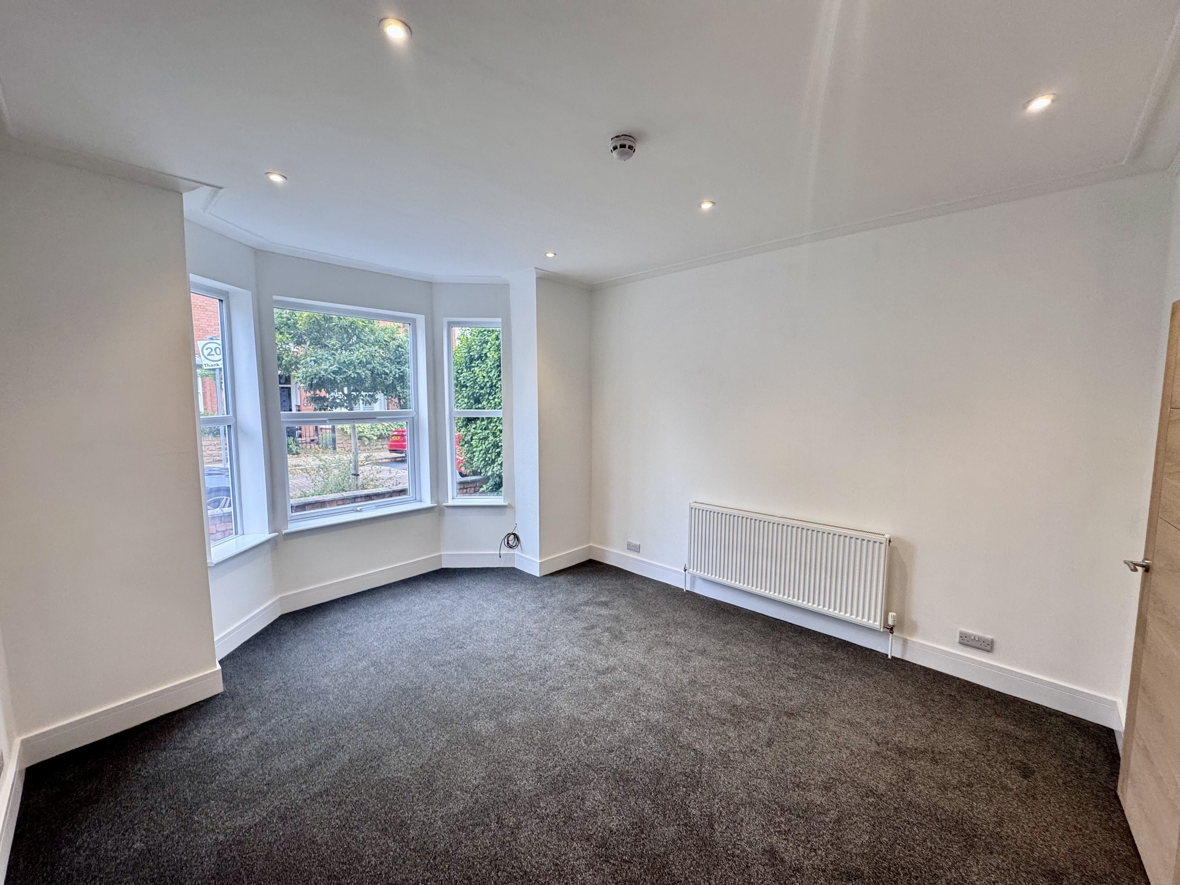 Flat Highfield Road in Rushcliffe