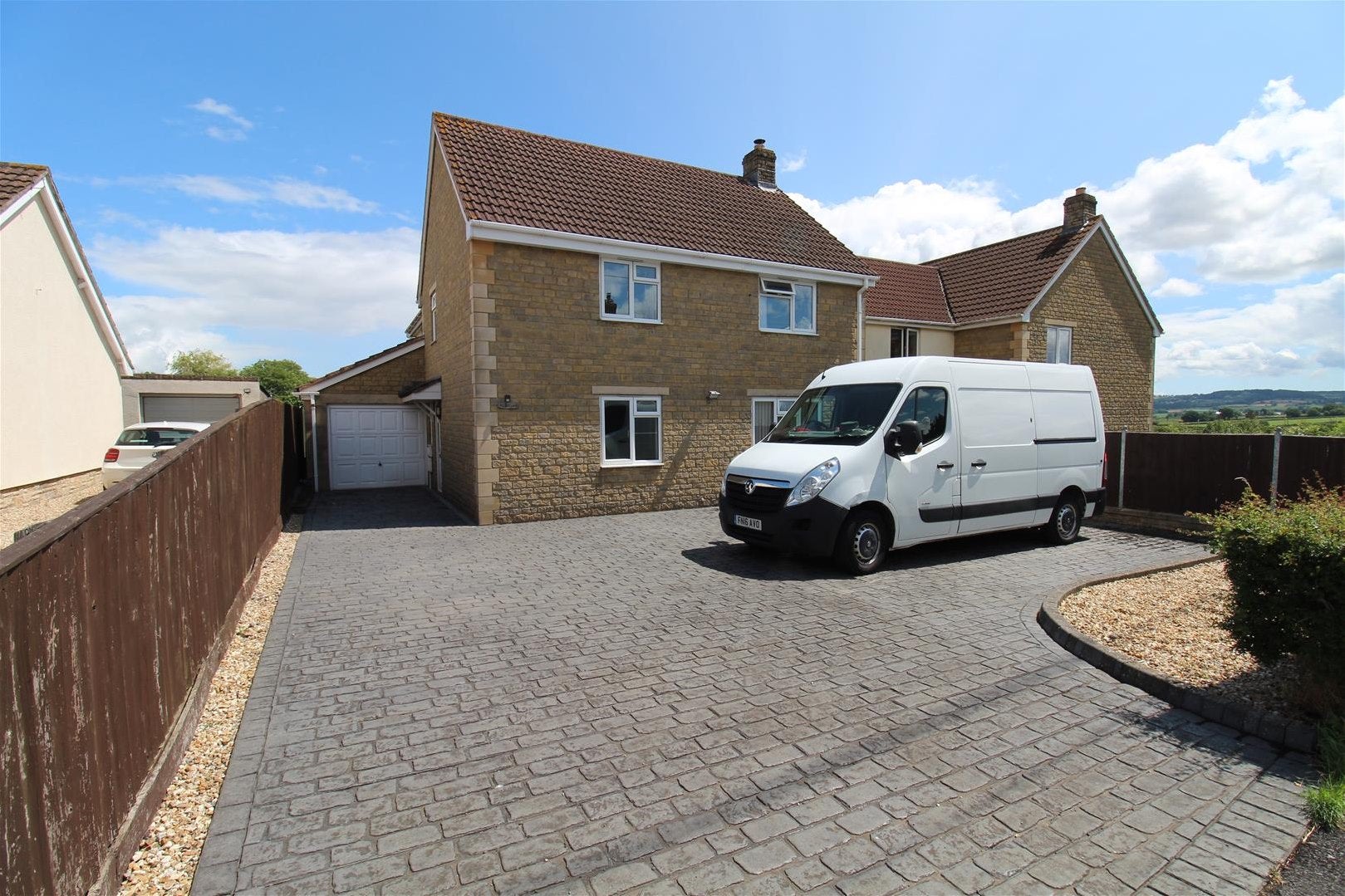 House Pottery Road in Ilminster