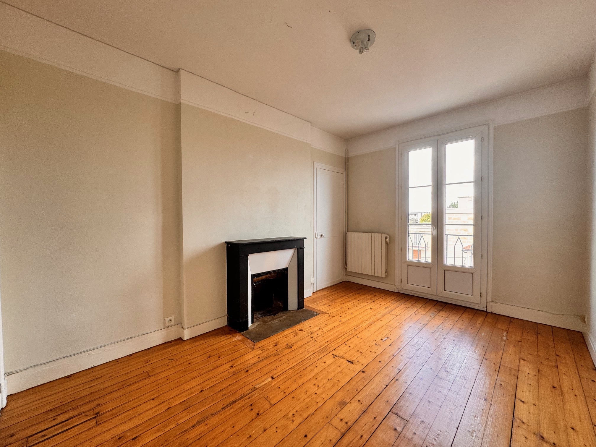 Flat Rue Saint-Nicolas in Maisons-Laffitte
