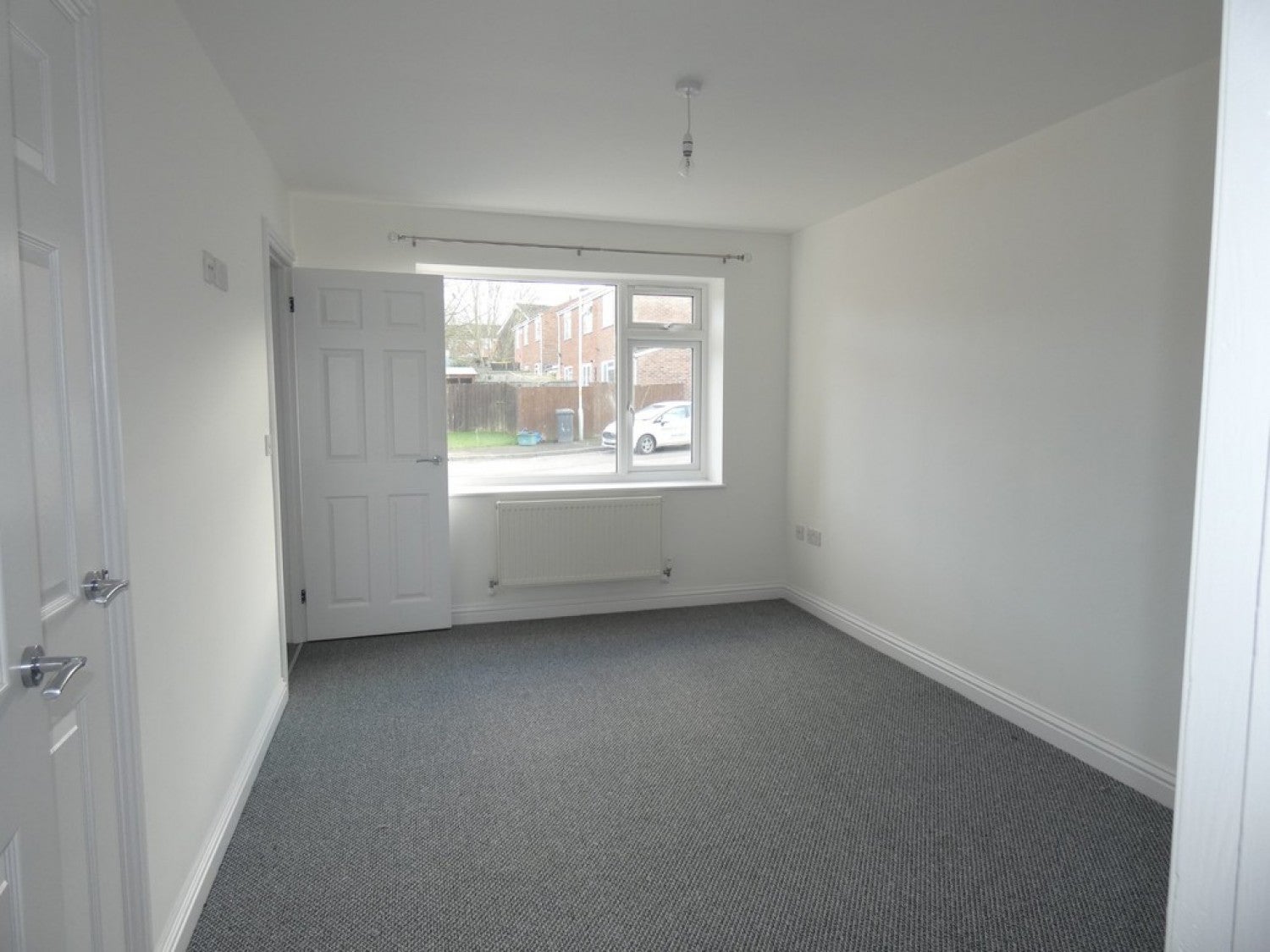 House Myrtle Close in Gloucester