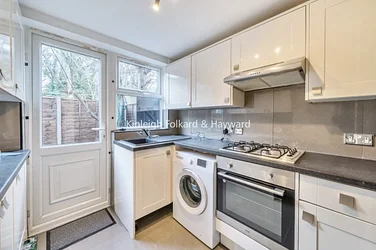 Flat Wickham Road in Greater London