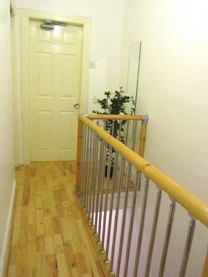 Room Haydn Avenue in Manchester