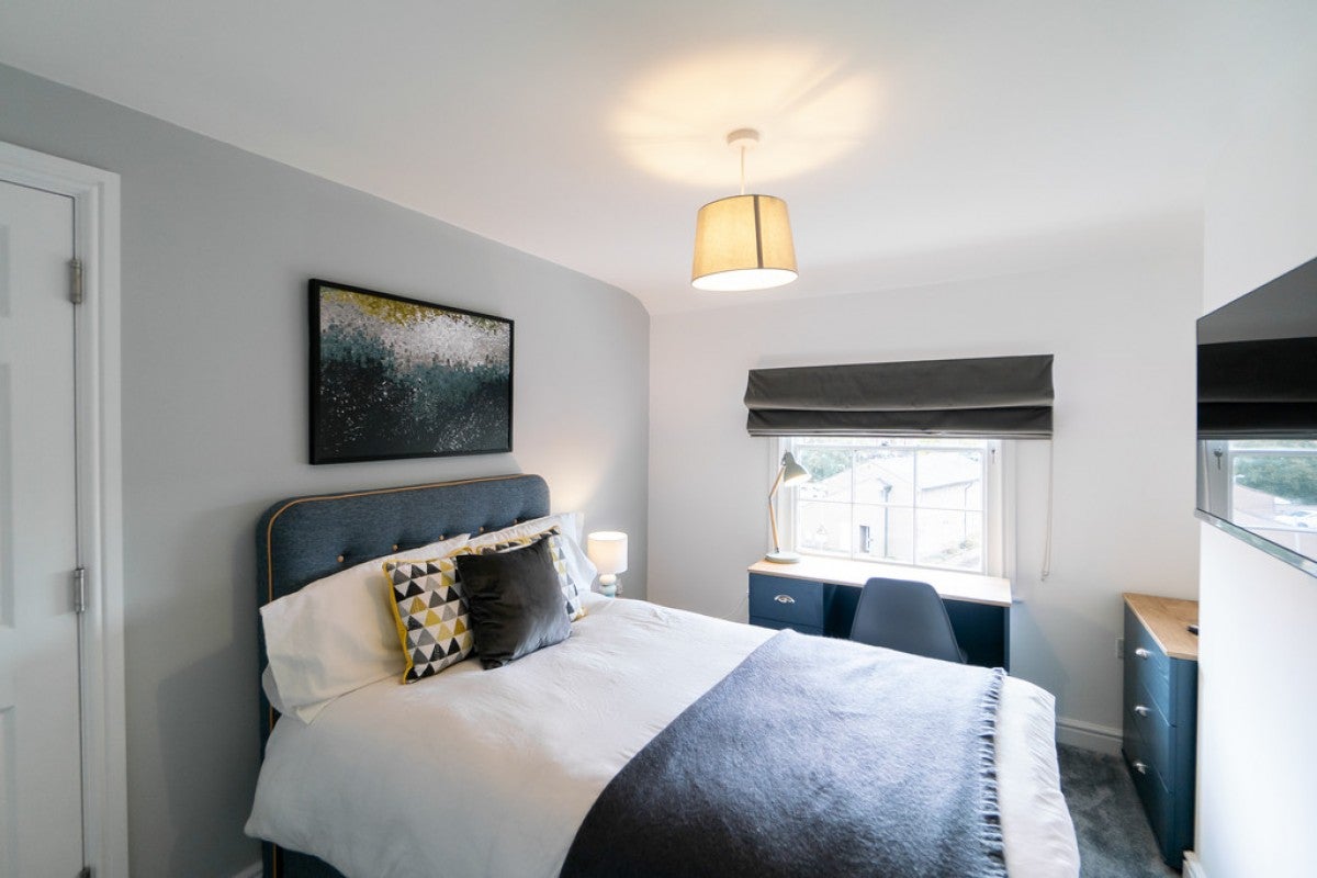 Room Watlington Street in Reading