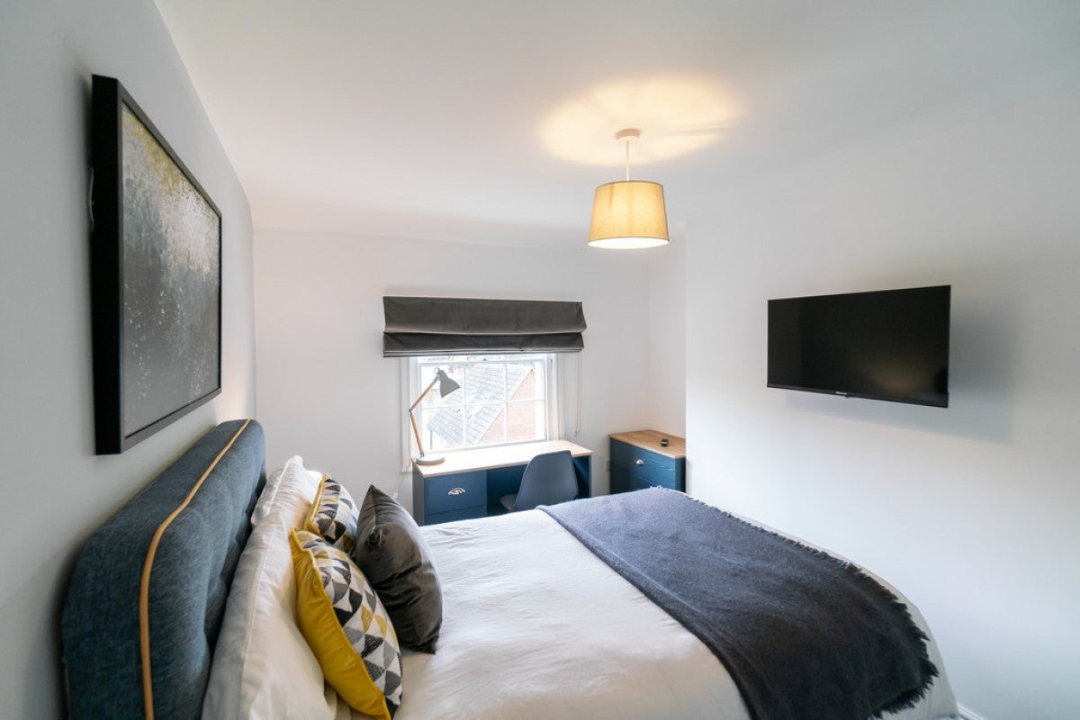 Room Watlington Street in Reading