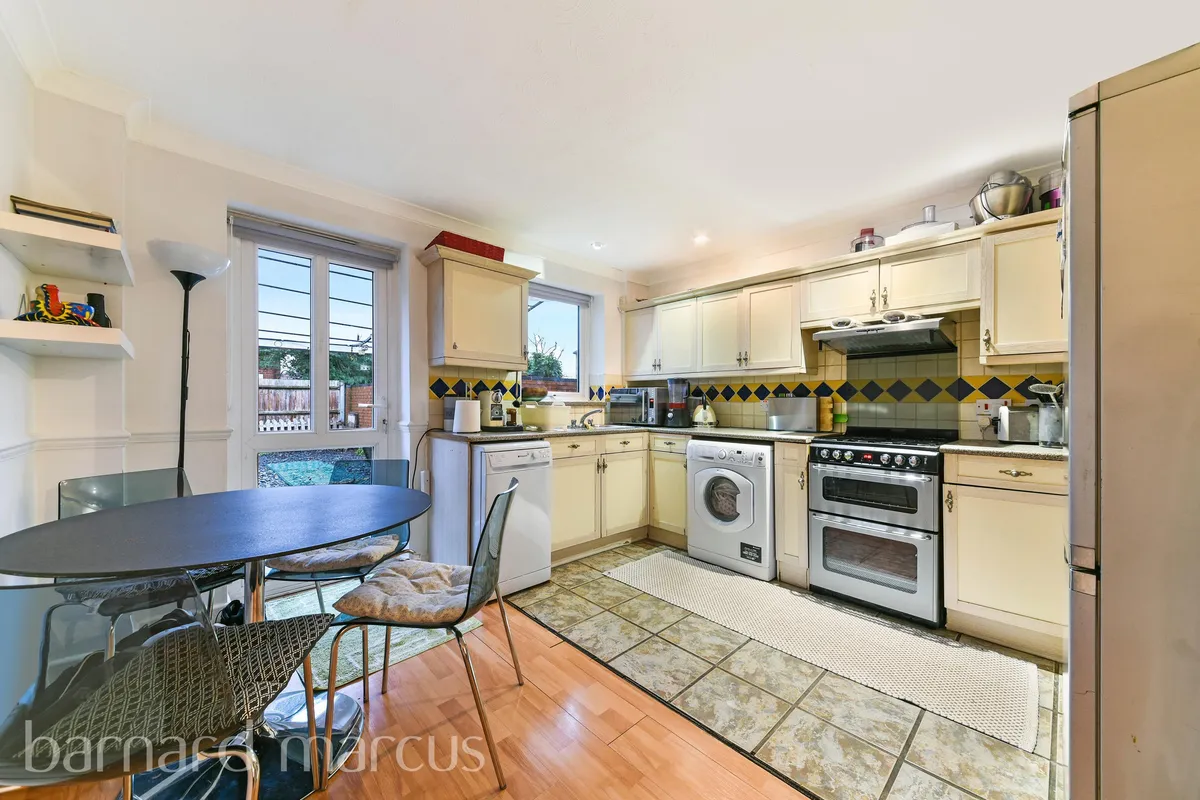 House Tawny Close in Greater London