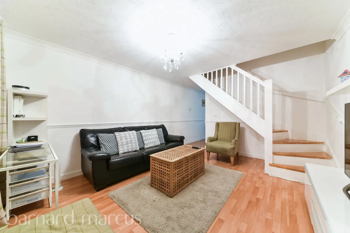 House Tawny Close in Greater London