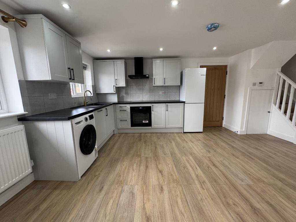 Flat Stonehouse Lane in Birmingham
