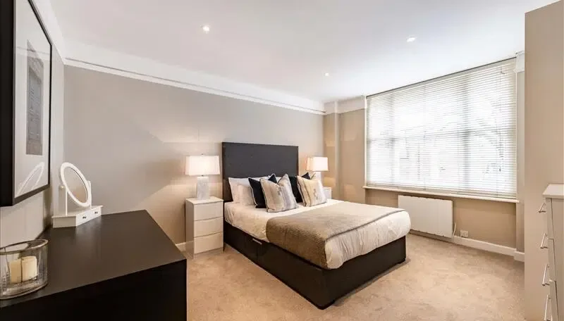 Flat Waverton Street in City of Westminster