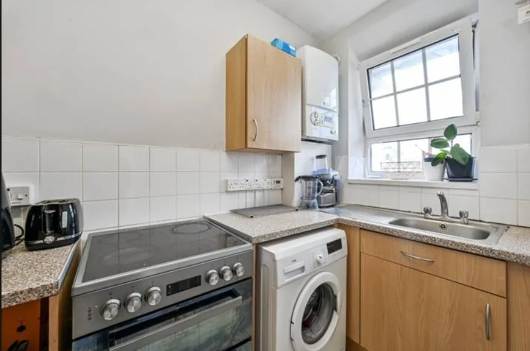 Flat Frankham Street in Greater London
