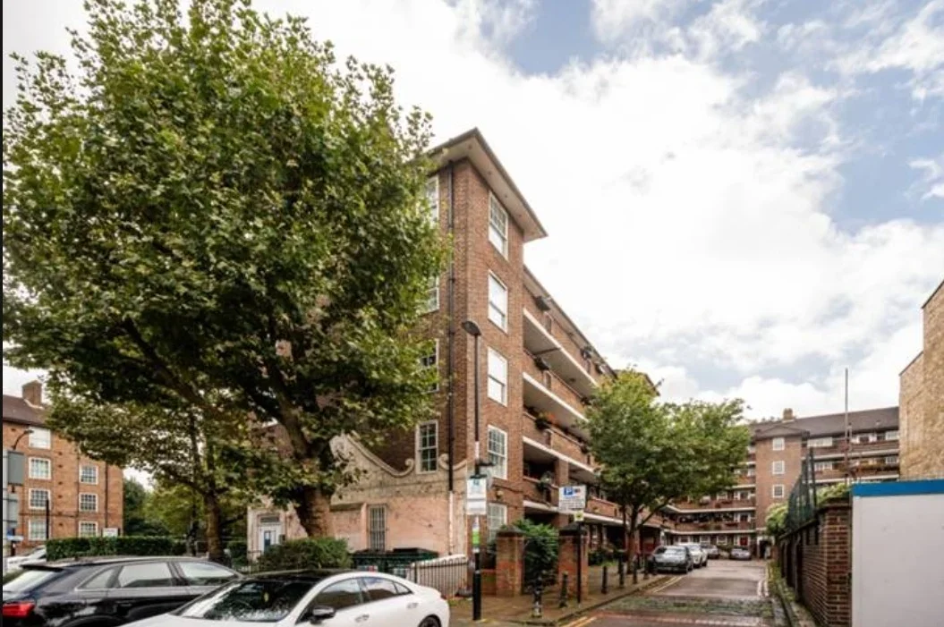 Flat Frankham Street in Greater London