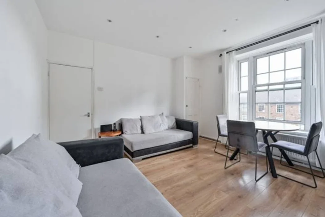 Flat Frankham Street in Greater London