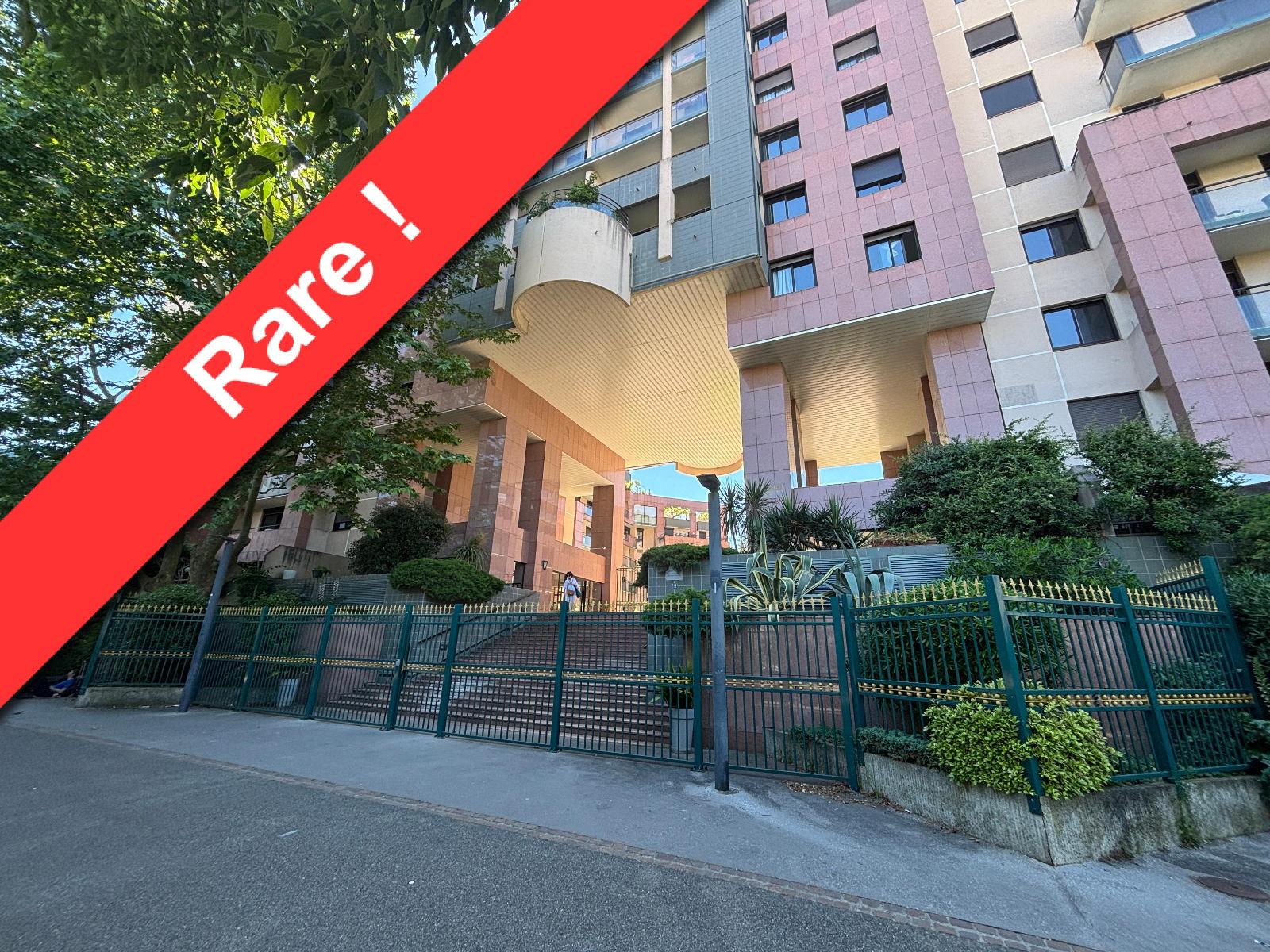 Appartement Esplanade Compans Caffarelli à Toulouse