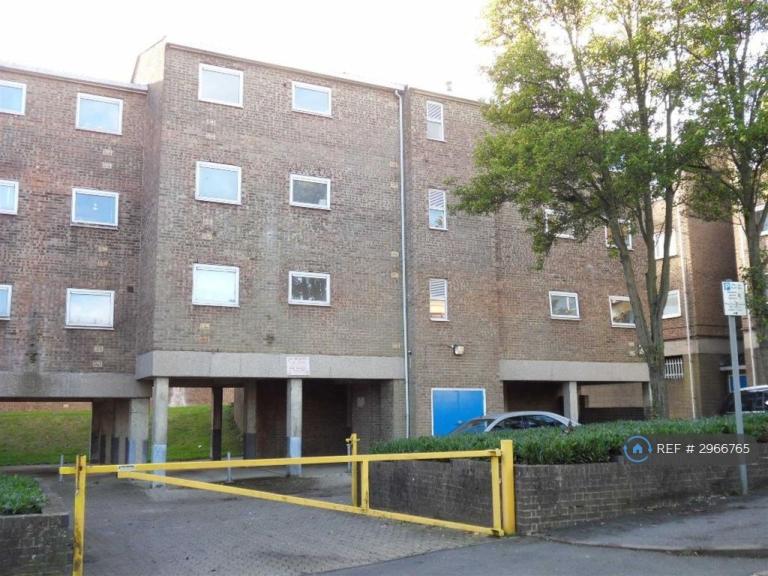 Flat Elizabeth Street in Luton