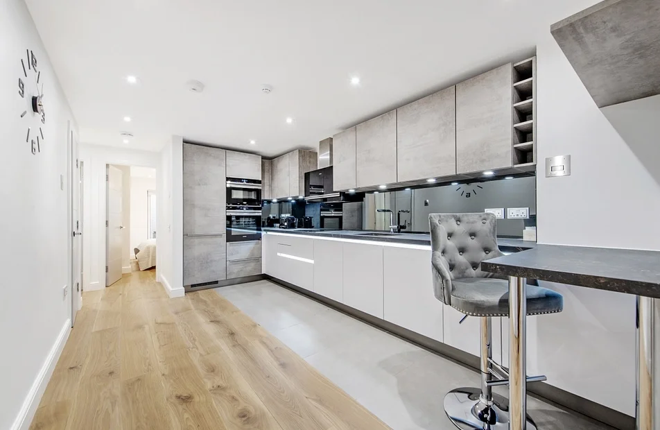 Flat Walton Street in Greater London