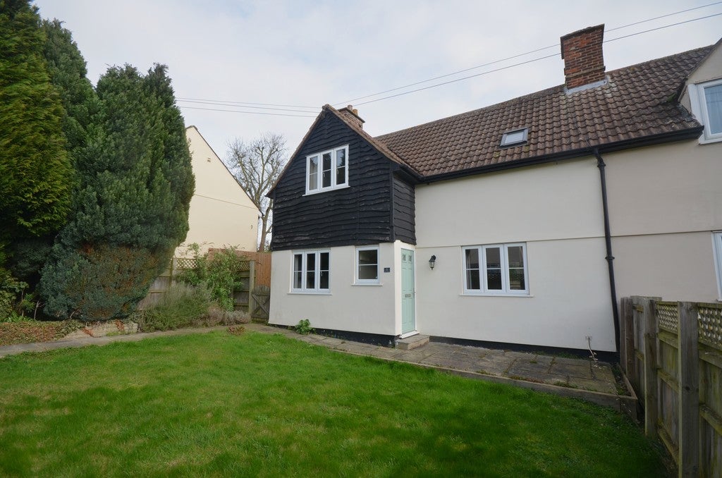 House Ickleton Road in Uttlesford