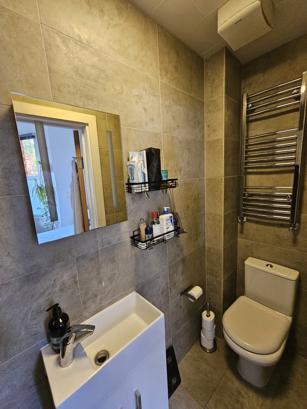 Room Lithos Road in Greater London