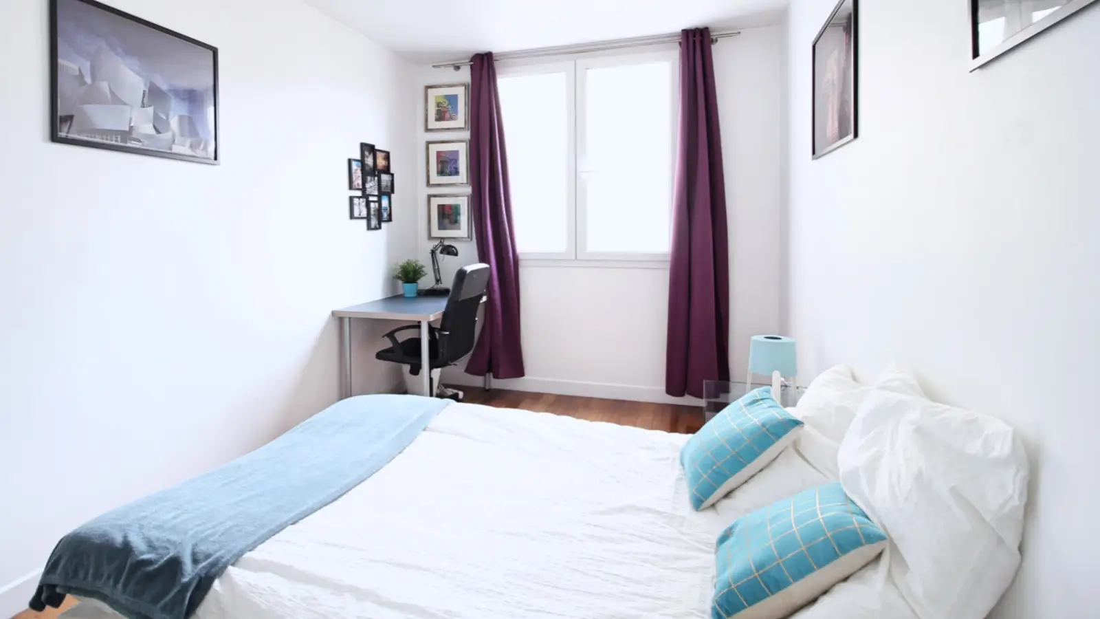 Room Rue Ramey in Paris