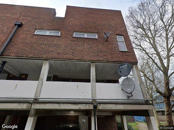 Flat Bradwell Mews in Greater London