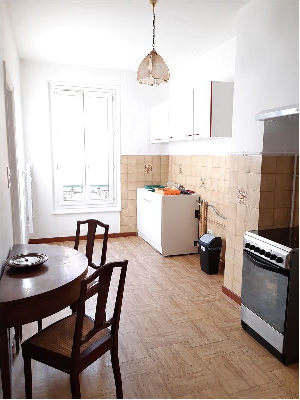 Appartement Place Pierre Semard à Alès
