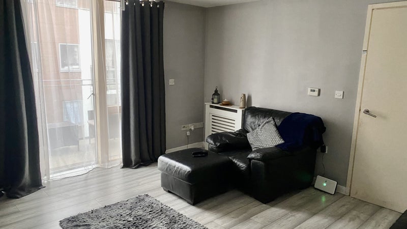 Room Sun Passage in Greater London