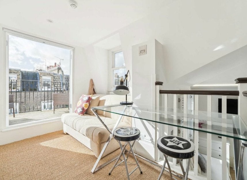 Flat Mimosa Street in Greater London