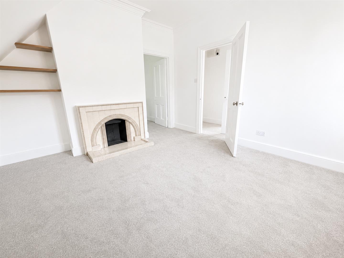 Flat Crawley Ridge in Surrey Heath
