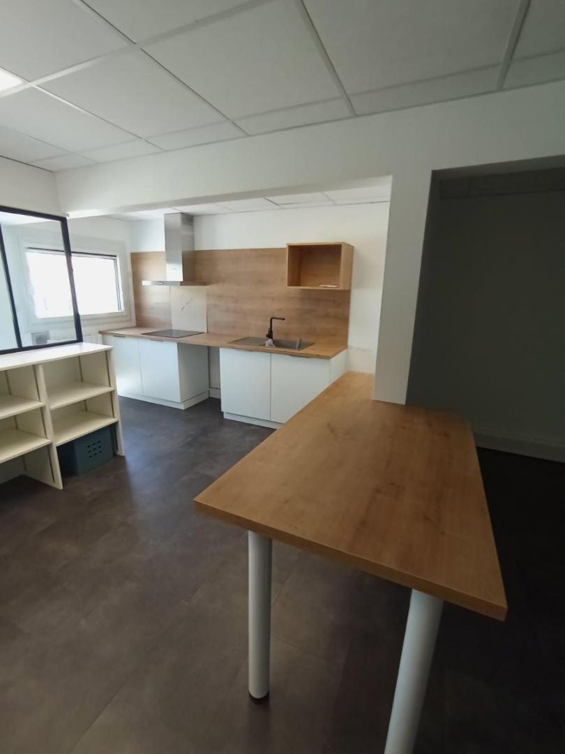 Appartement Rue de Champ Dame à Montréal-la-Cluse