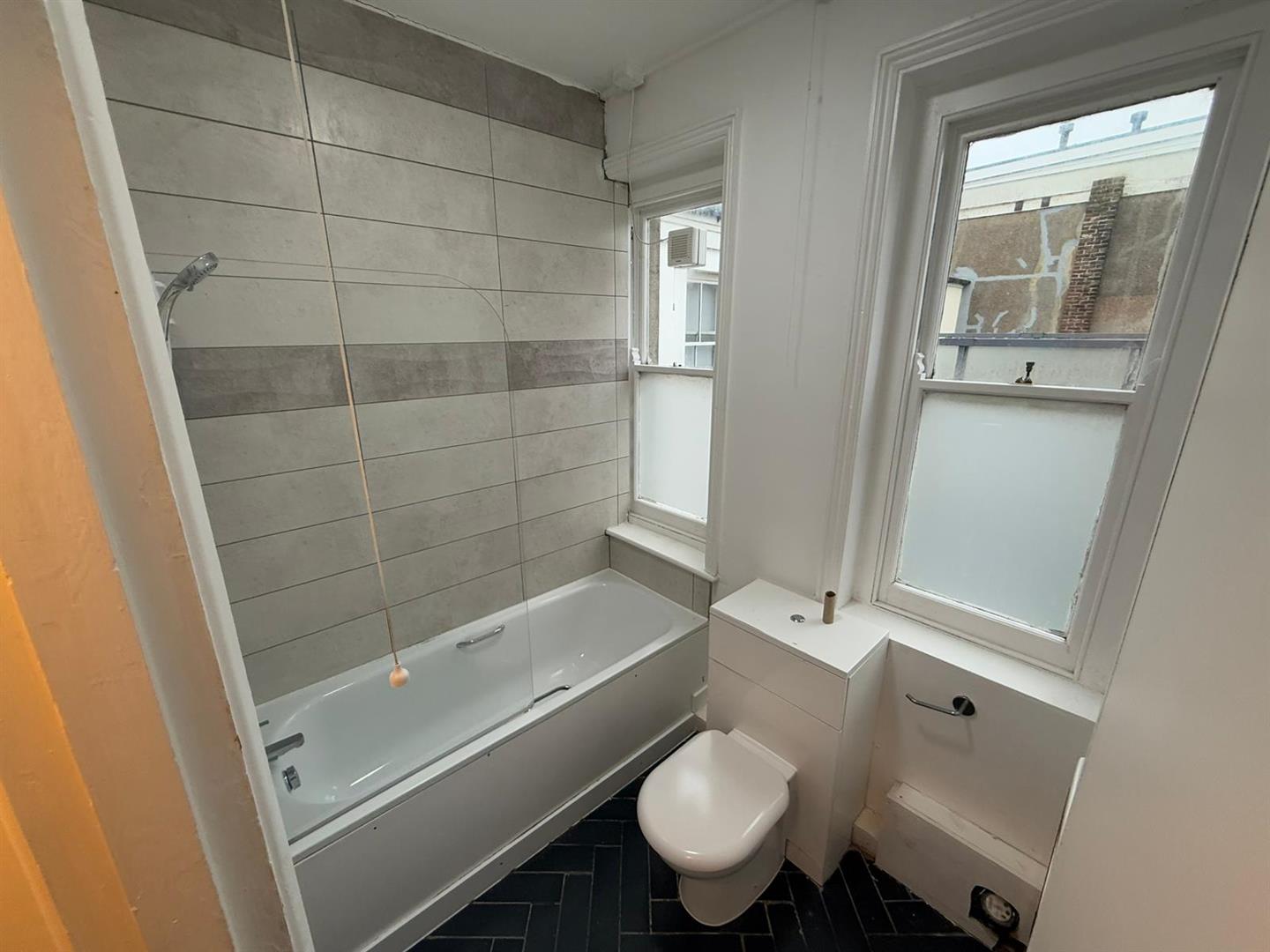 Room Clarence Square in Brighton