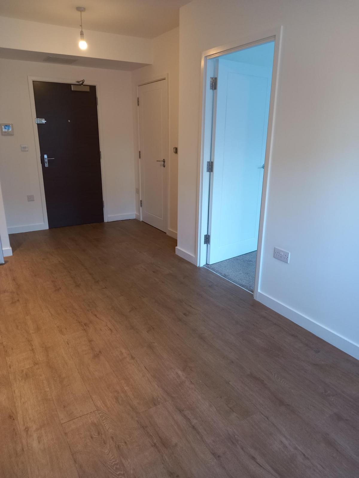 Flat Victoria Avenue in Southend-on-Sea