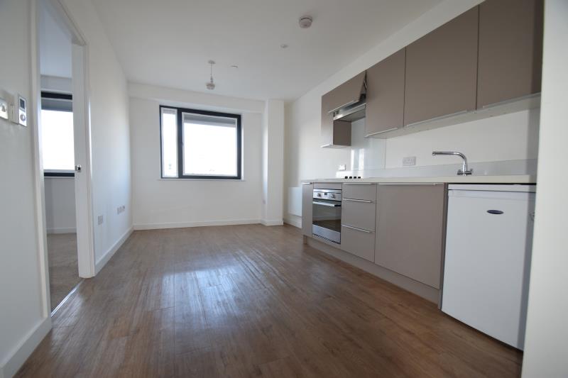Flat Victoria Avenue in Southend-on-Sea
