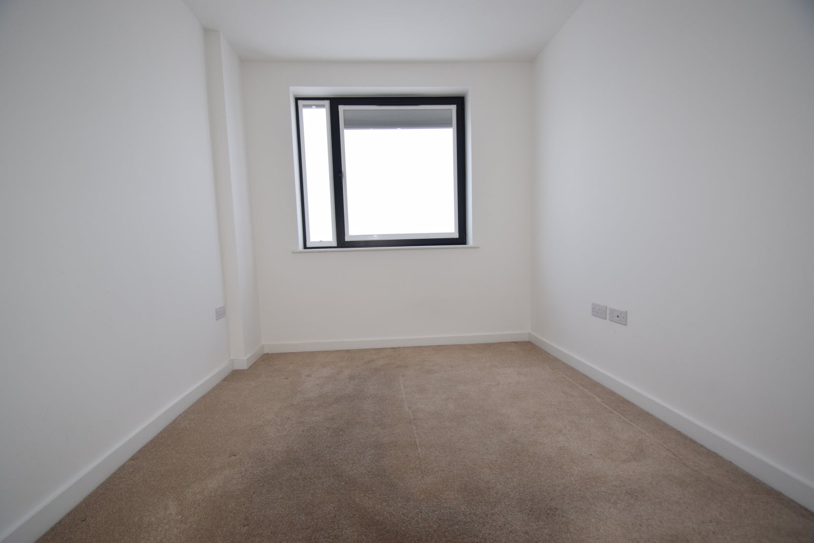 Flat Victoria Avenue in Southend-on-Sea