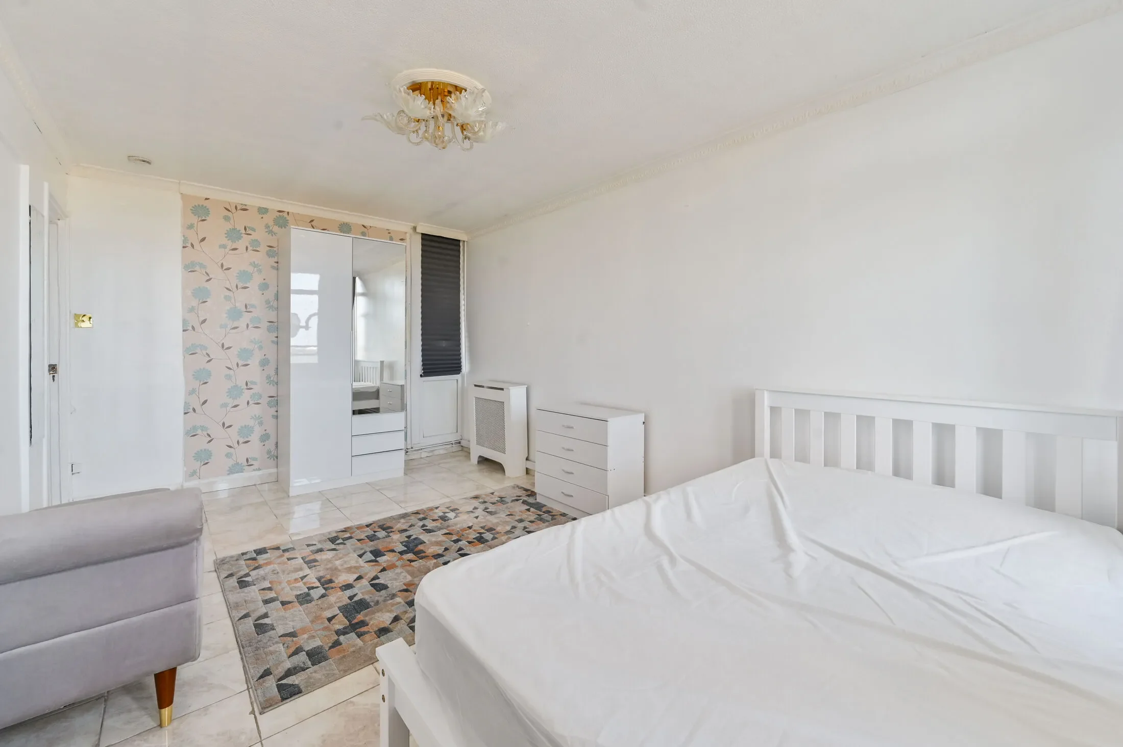 Flat Hillingdon Street in Greater London