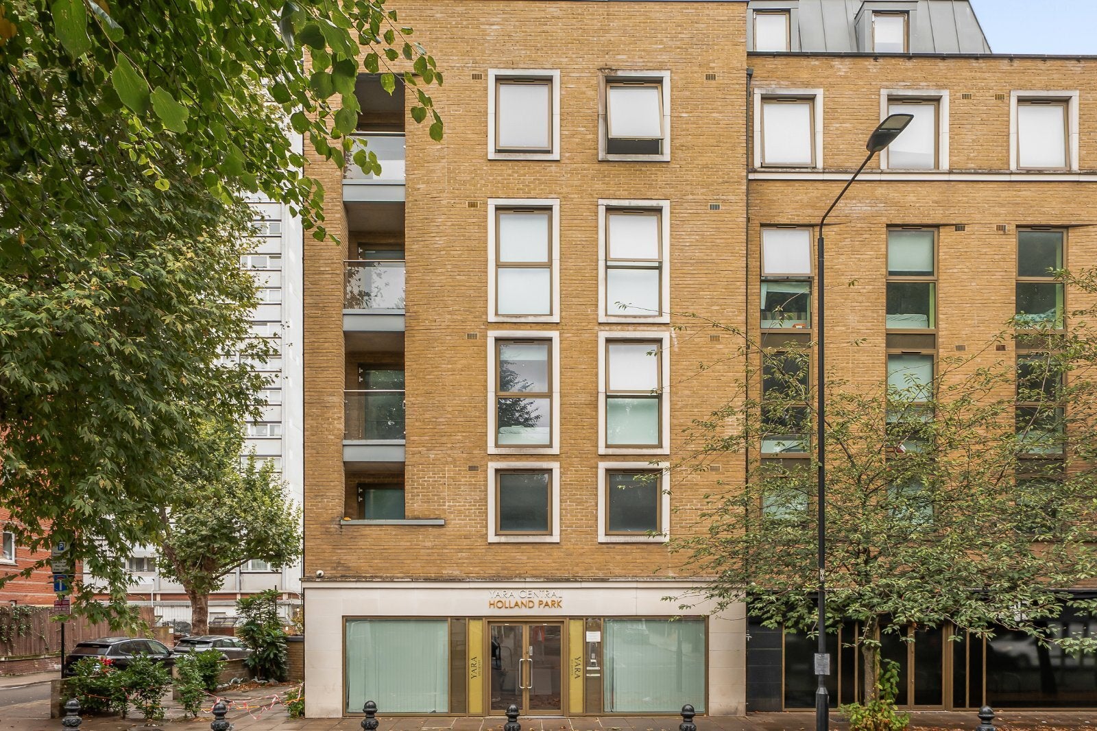 Flat St Anns Road in Greater London