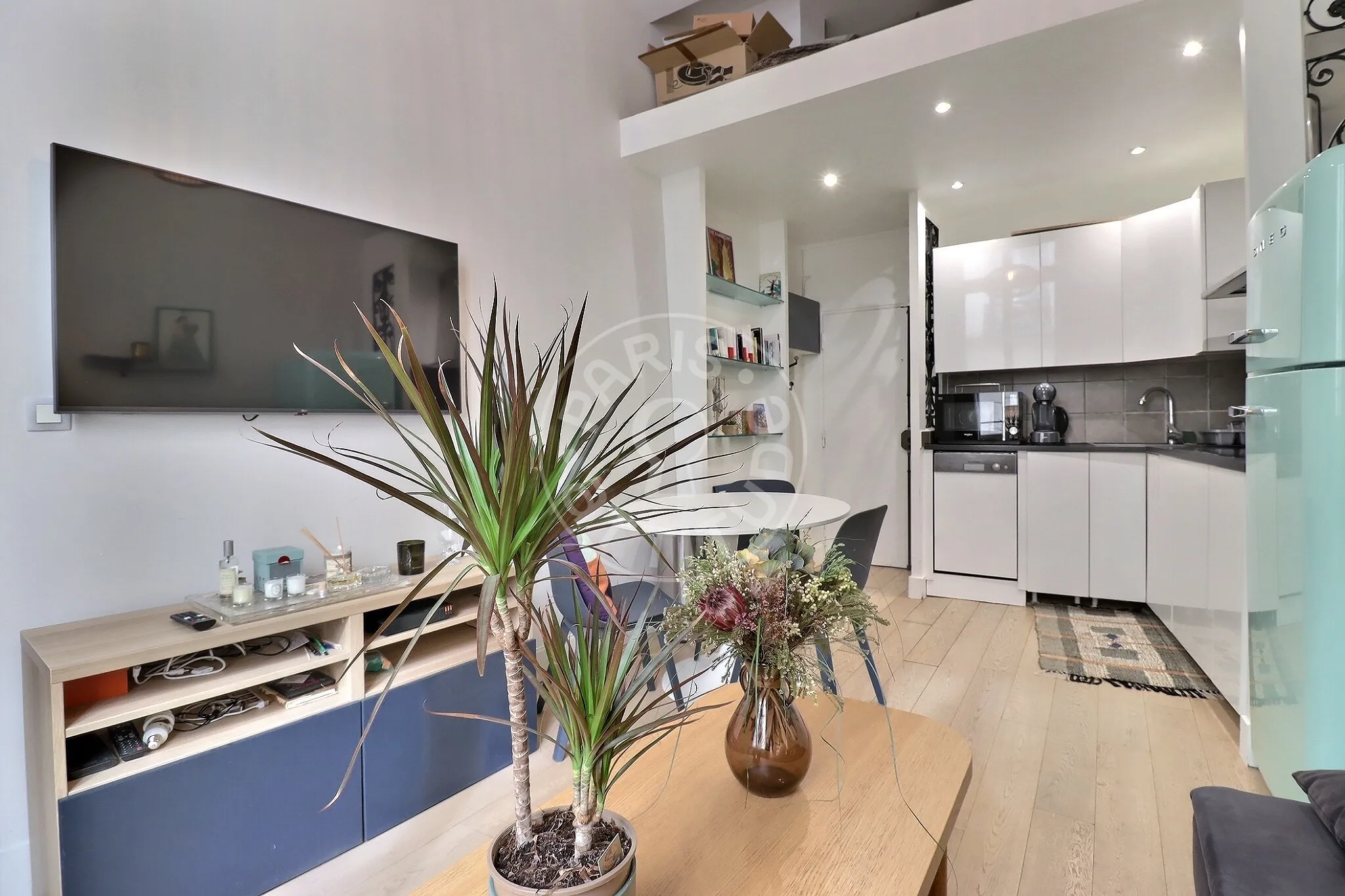Appartement Rue des Écouffes à Paris