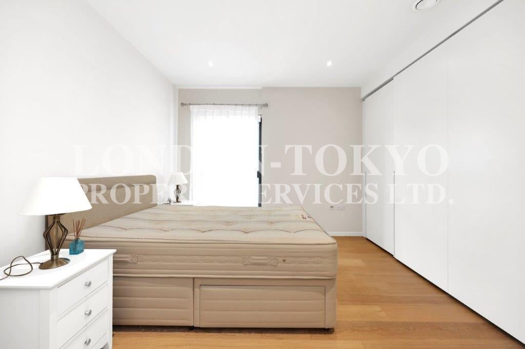 Flat York Way in Greater London