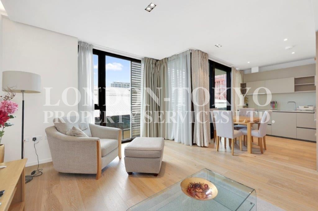 Flat York Way in Greater London