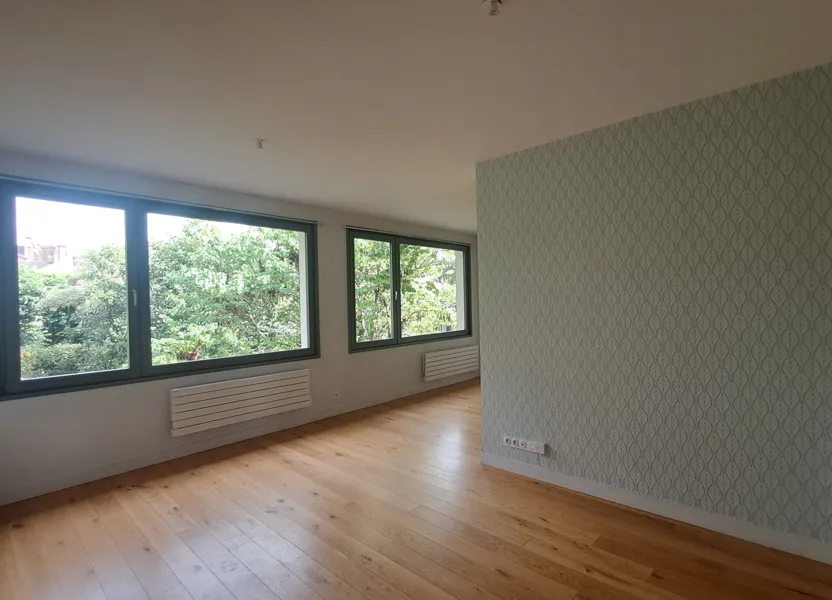 Flat Rue Henri Chapu in Fontainebleau