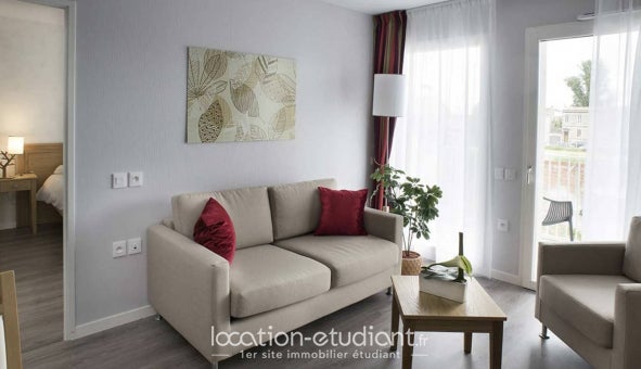 Room Rue Henri Salmide in Bordeaux