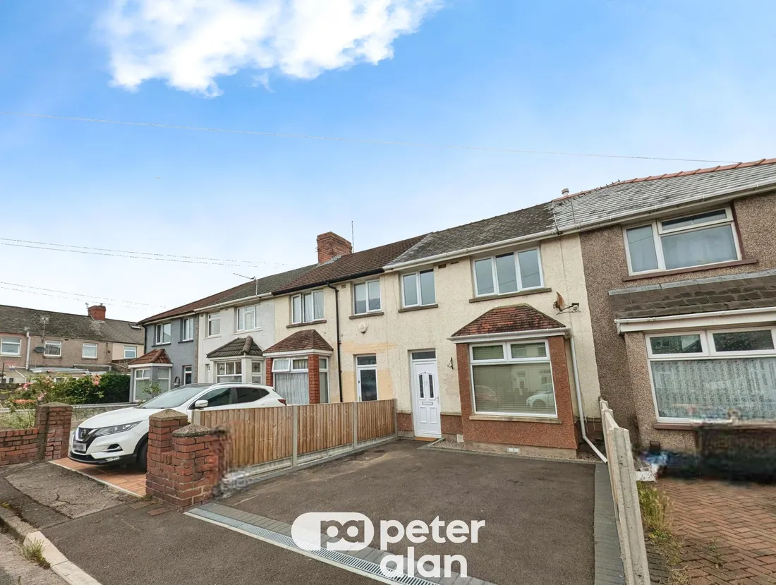 House Collingwood Close in Newport