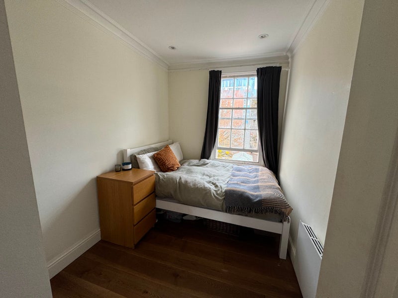 Room Orchard Street in Bristol