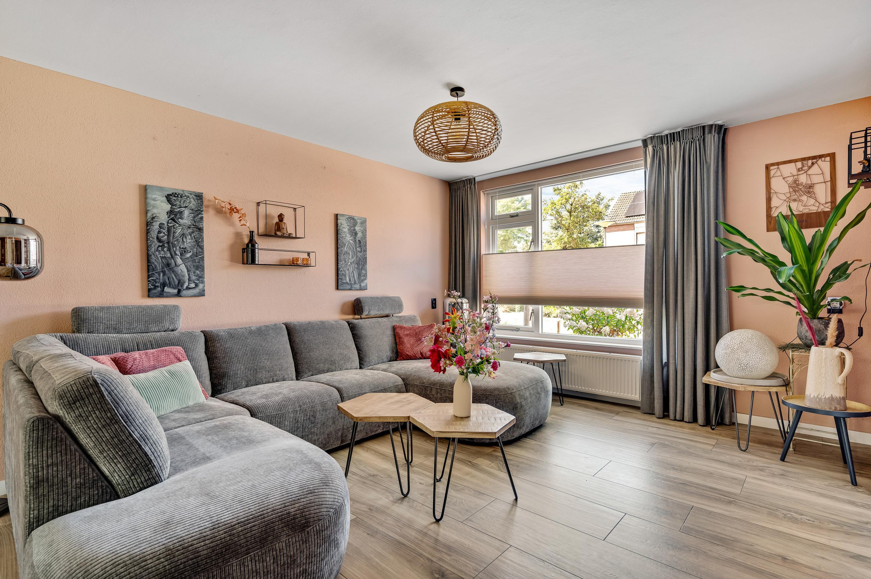 Tussenwoning te koop: Schuttersveld 25, Roggel