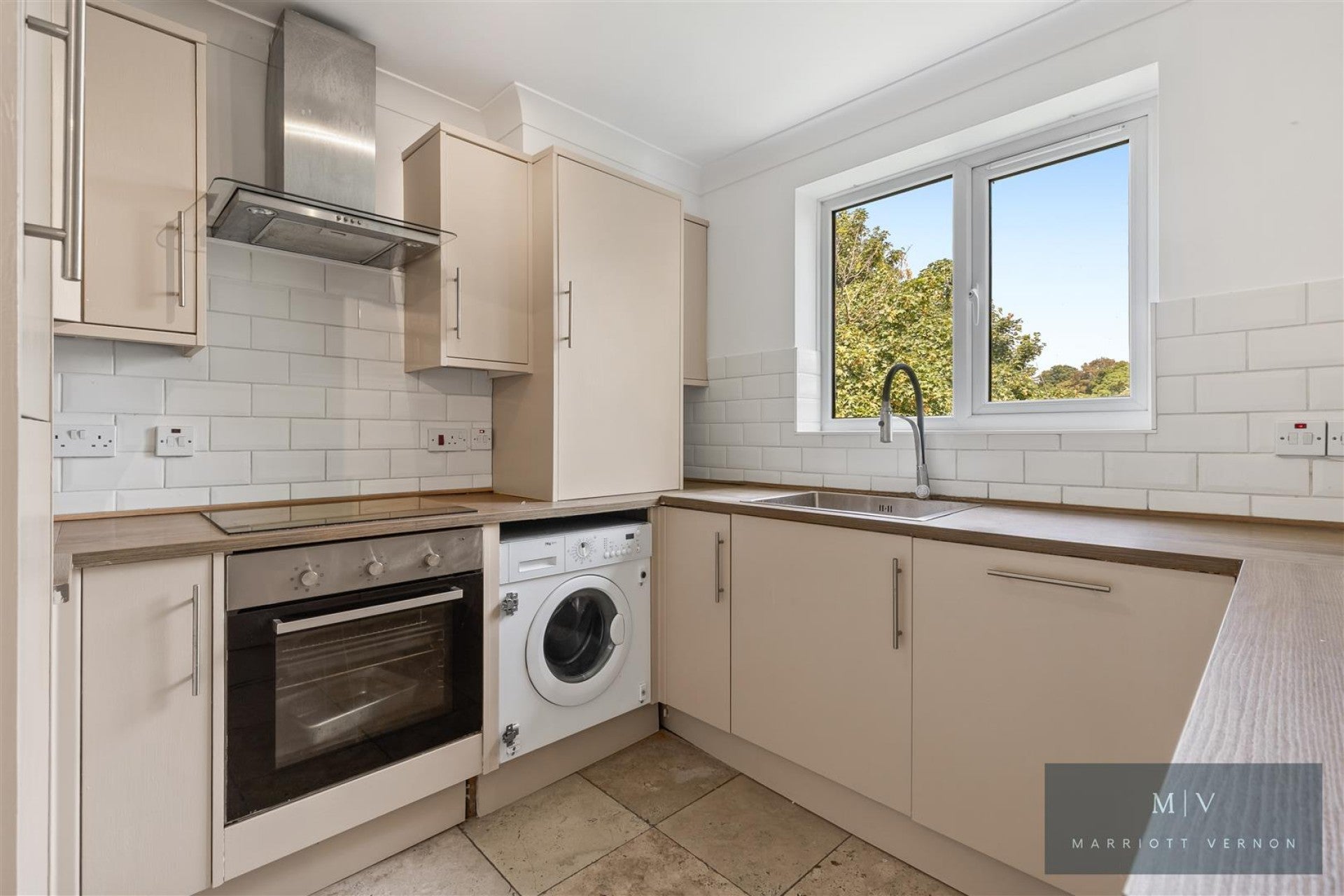 Flat Addington Road in Greater London