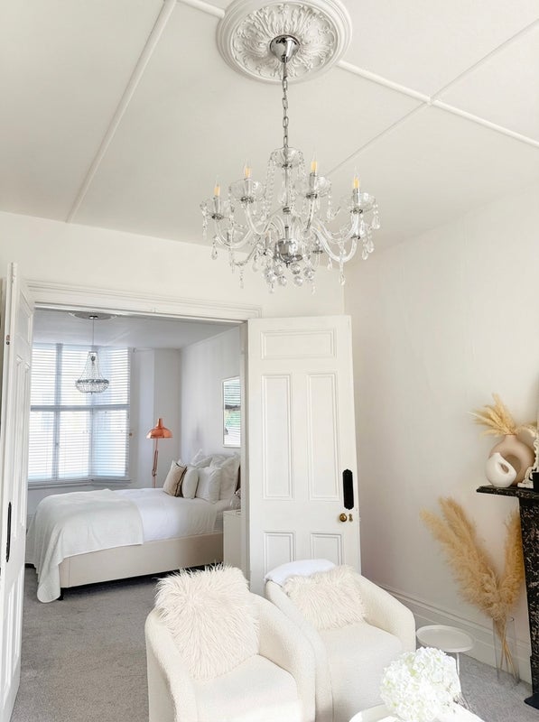Flat Finborough Road in Greater London
