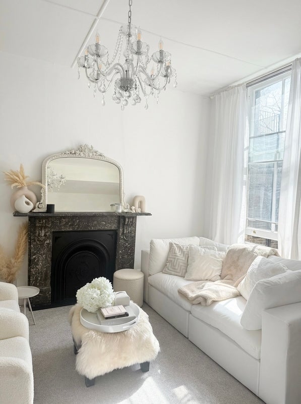 Flat Finborough Road in Greater London