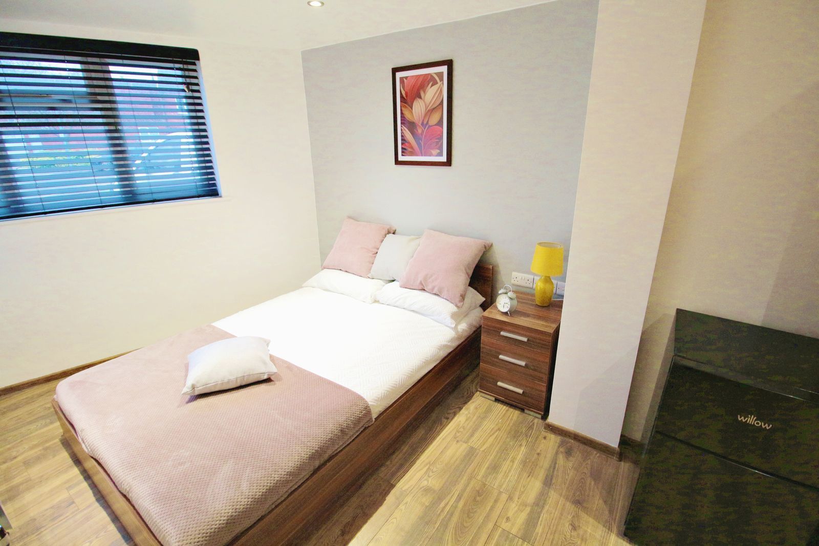 Room St Botolphs Crescent in Lincoln