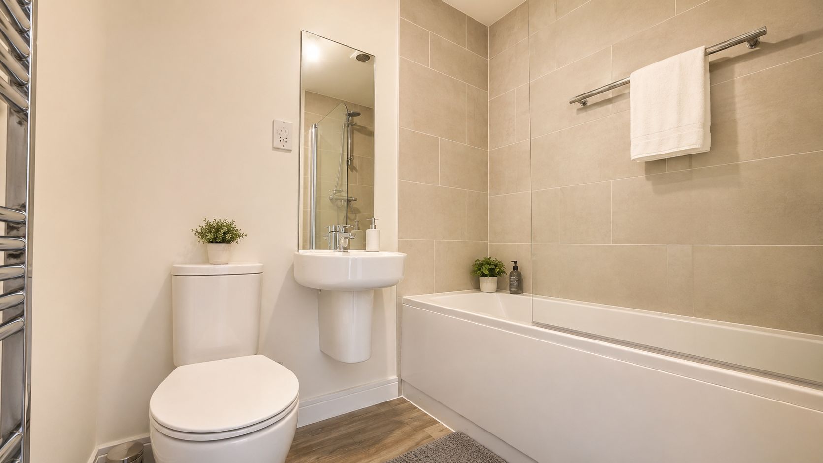 Room Great Clover Leaze in Harry Stoke