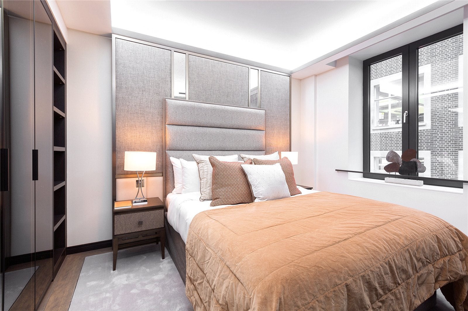 Flat Golden Square in City of Westminster
