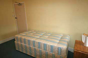 Flat Matheson Road in Greater London