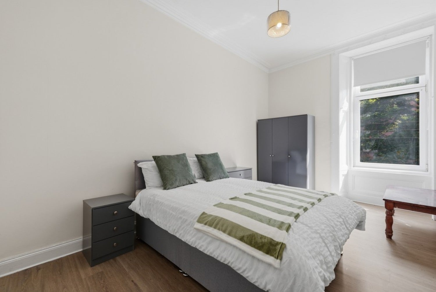 Flat Dunearn Street in Glasgow